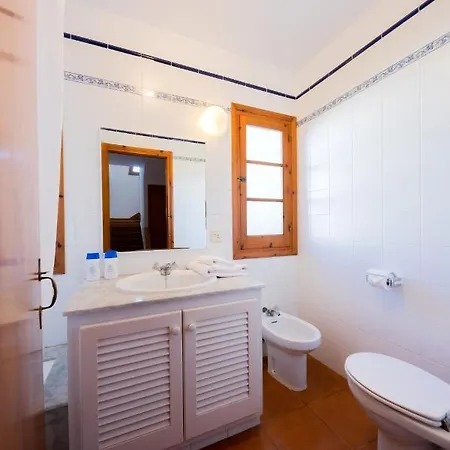 Duplex Es Brucs شقة *