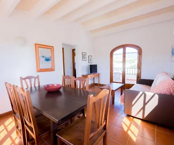 Duplex Es Brucs Apartman *